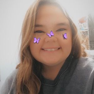 Meet your Posher, Claire